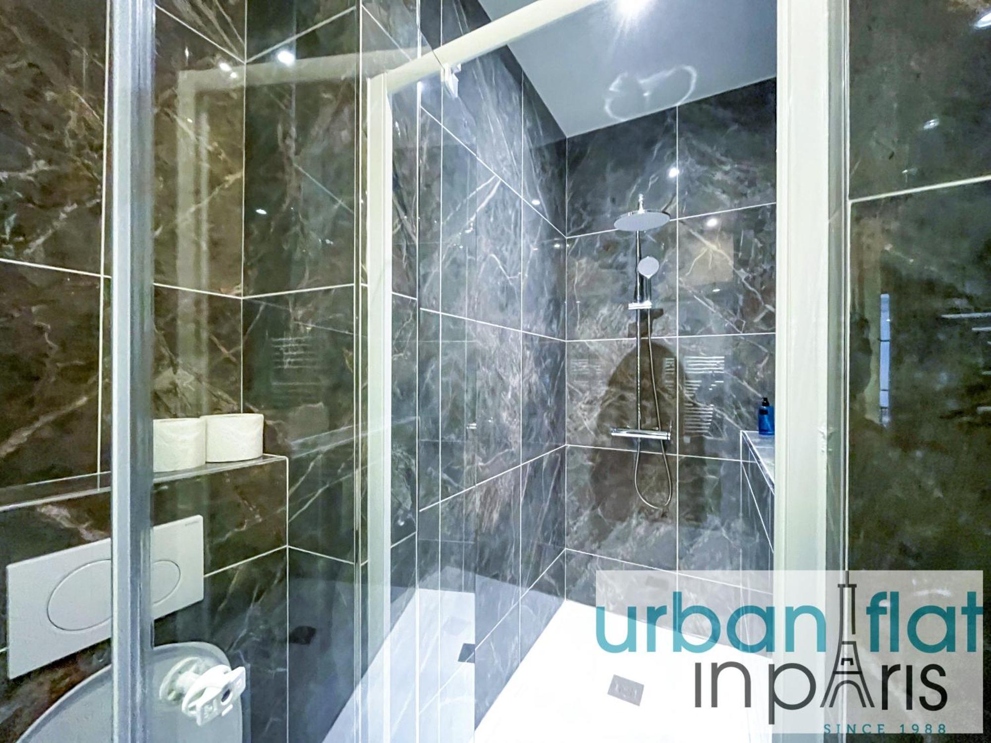 Appartement Urban Flat 63 - 3 Bedrooms Flat Champs-elysees Mermoz