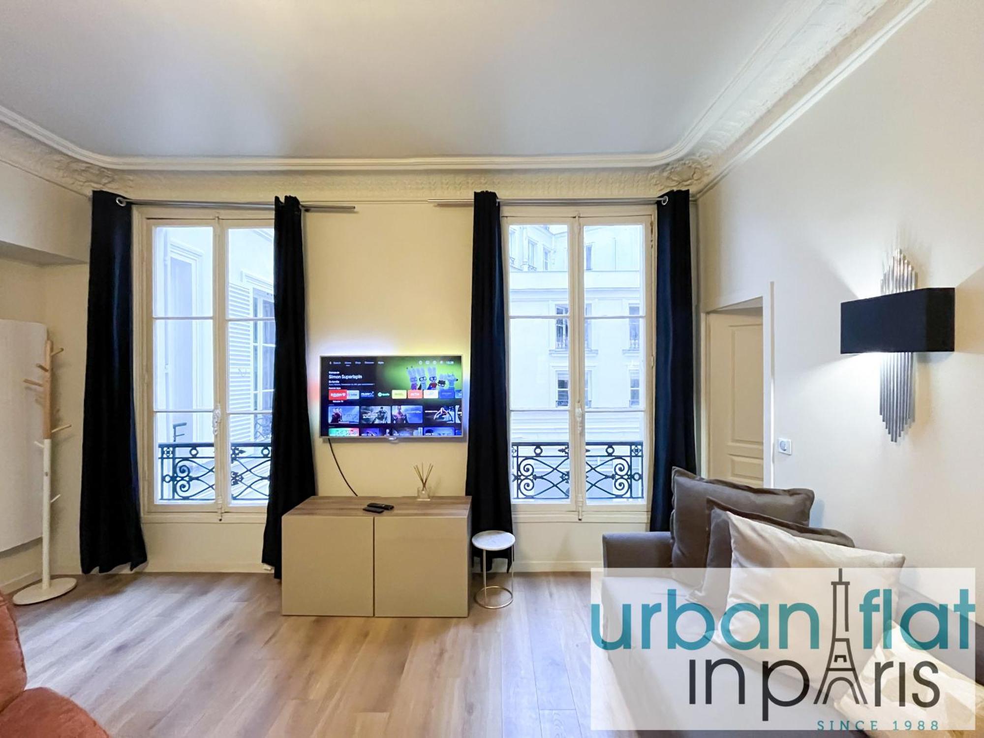 Urban Flat 63 - 3 Bedrooms Flat Champs-elysees Mermoz Appartement Paris