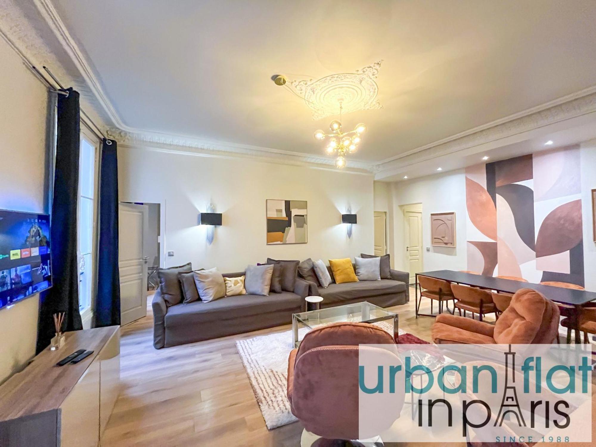 Urban Flat 63 - 3 Bedrooms Flat Champs-elysees Mermoz Appartement